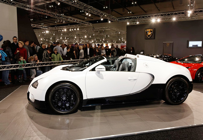 平行汽車進(jìn)口報(bào)關(guān)